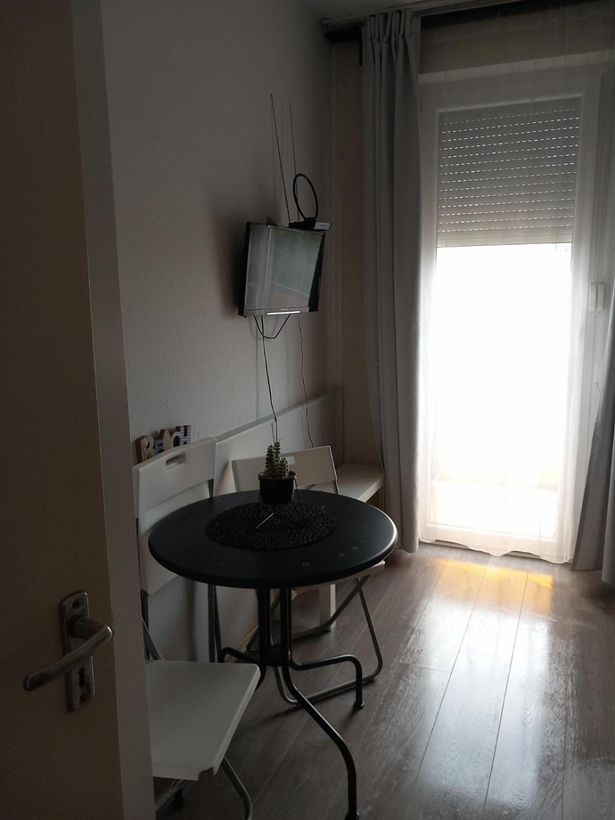 Milan Apartmanok Сиофок Екстериор снимка