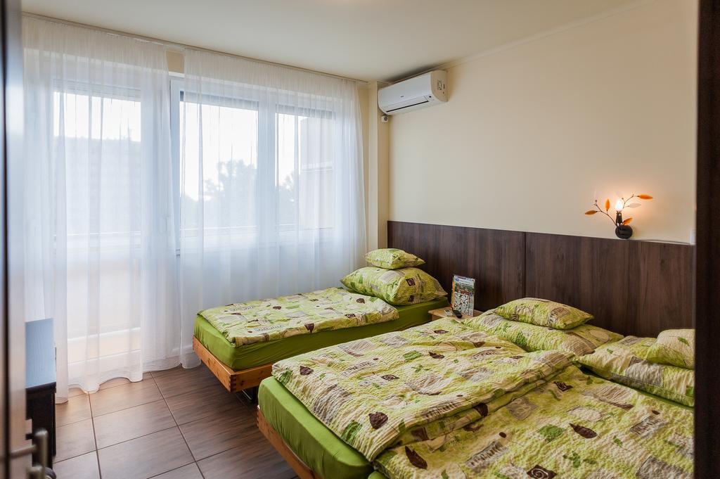 Milan Apartmanok Сиофок Екстериор снимка